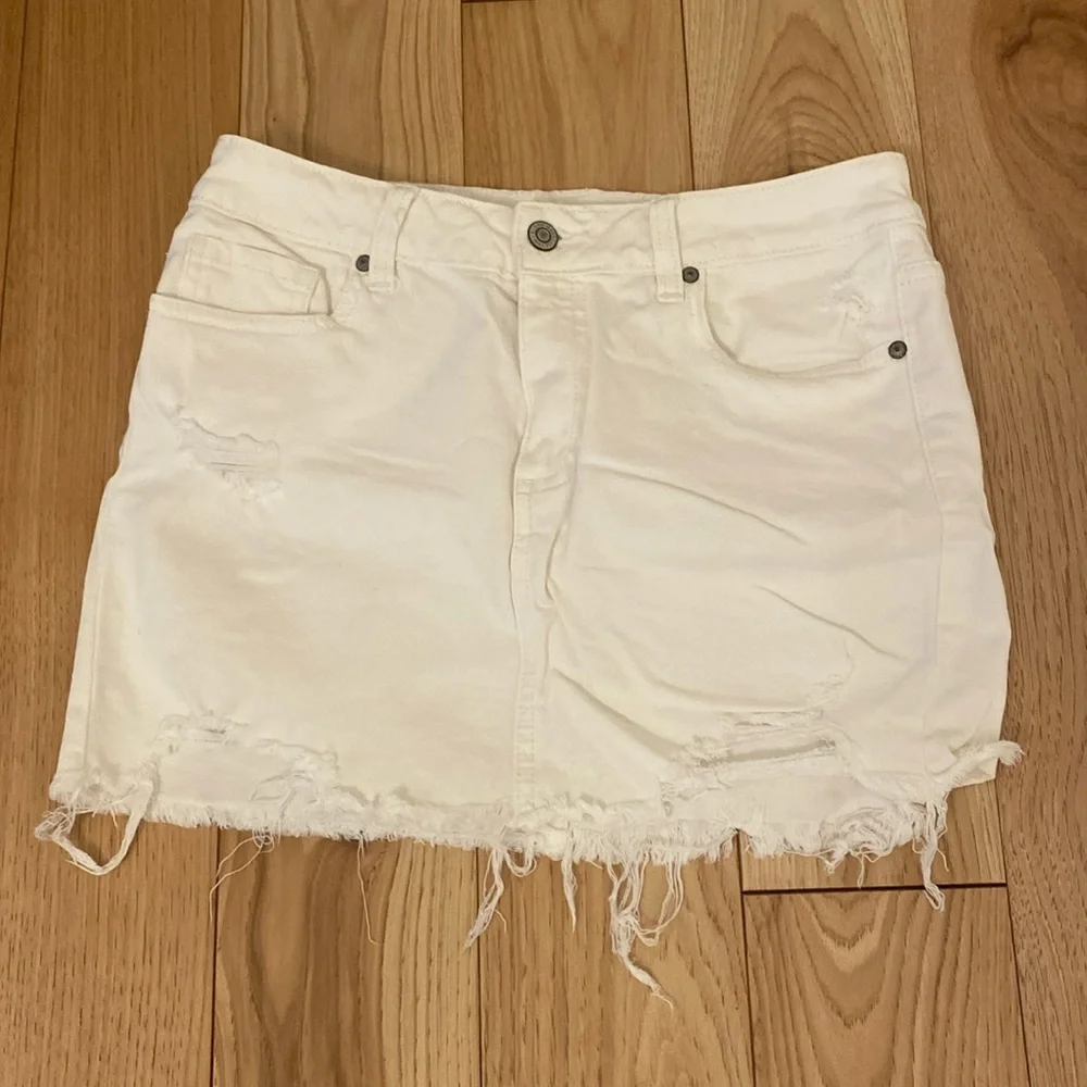 White Jean mini skirt in a size small - Picture 1 of 5